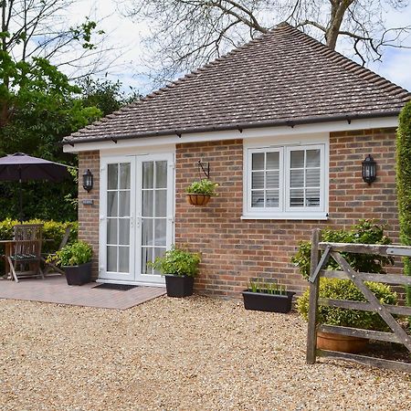 Villa Petit Knowle Cuckfield Exterior foto